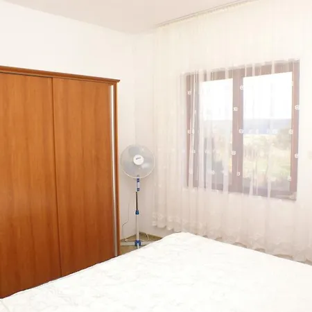 Nevidjane 684b Apartament